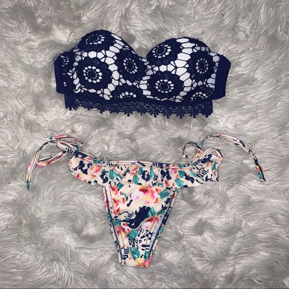 🔥 Lace, floral bikini S, would fit M too